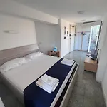Con Ampio Terrazzo Appartement *